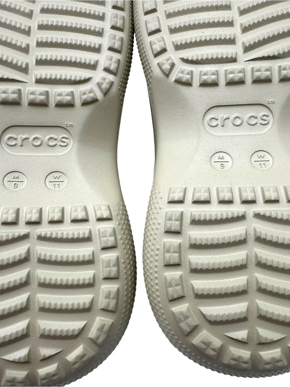 NWT Crocs Classic Stacked Clogs - Chalk / Neutral Platform Sandals Size 11W / 9M